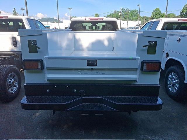 Photo of 2025 Summit White GMC Sierra 3500