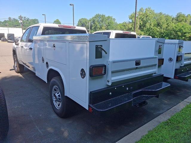 Photo of 2025 Summit White GMC Sierra 3500