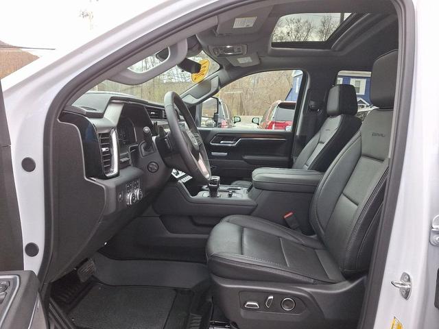 Photo of 2024 White Frost Tri-Coat GMC Sierra 1500