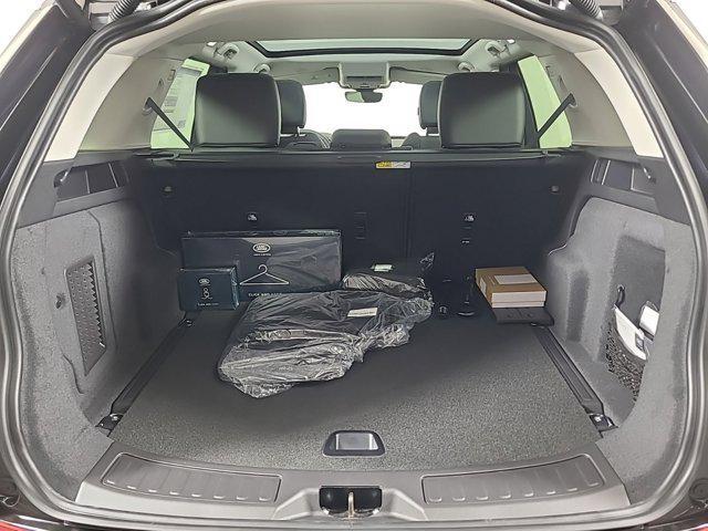 Photo of 2024 Santorini Black Metallic Land Rover Discovery Sport