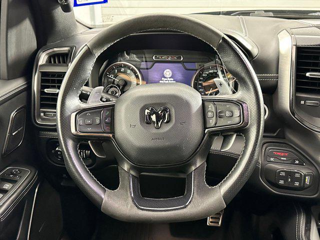 Photo of 2022 Diamond Black Crystal Pearlcoat RAM 1500
