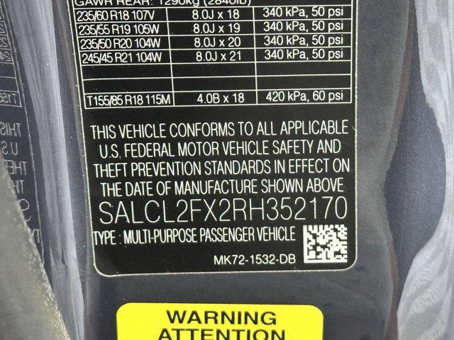Photo of 2024 Varesine Blue Metallic Land Rover Discovery Sport