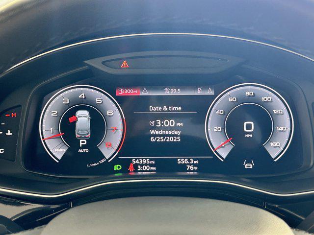 Photo of 2023 Carrara White Audi Q7