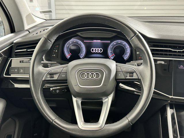 Photo of 2023 Carrara White Audi Q7