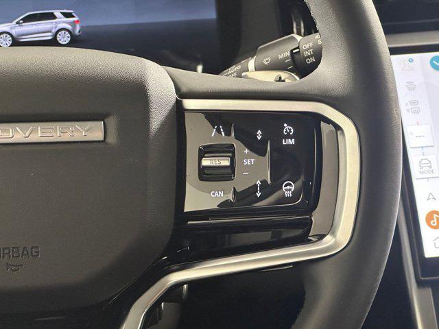 Photo of 2025 Hakuba Silver Metallic Land Rover Discovery Sport