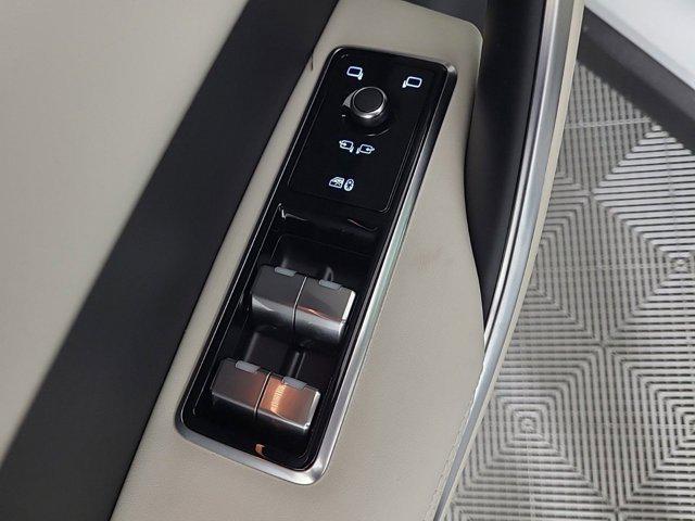 Photo of 2025 Fuji White Jaguar F-PACE