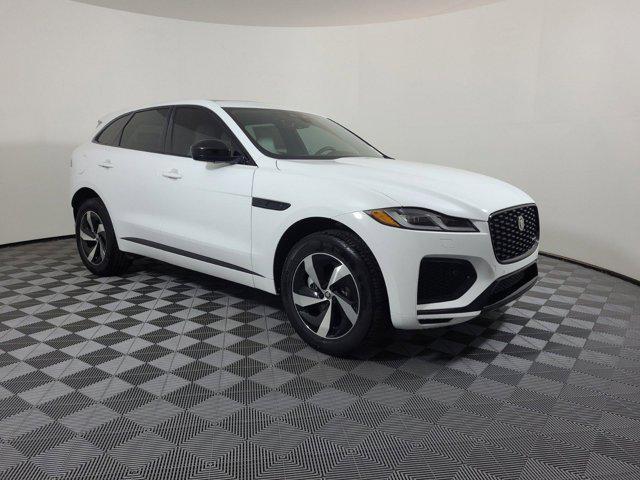 Photo of 2025 Fuji White Jaguar F-PACE