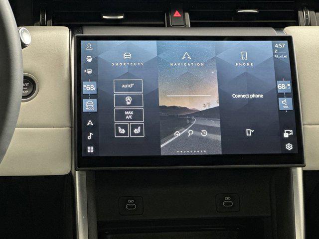 Photo of 2024 Fuji White Land Rover Discovery Sport