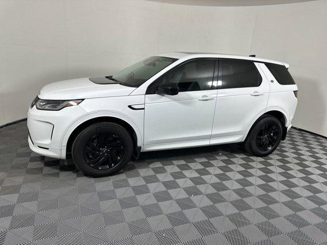 Photo of 2024 Fuji White Land Rover Discovery Sport