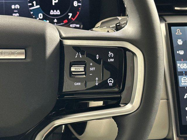 Photo of 2024 Fuji White Land Rover Discovery Sport