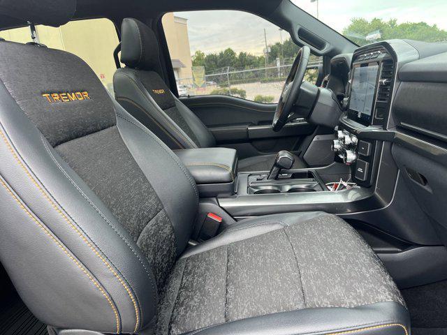 Photo of 2023 Agate Black Metallic Ford F-150