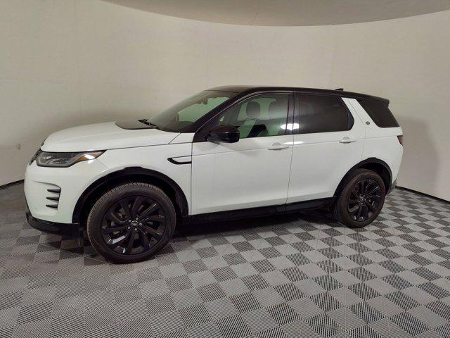 Photo of 2025 Fuji White Land Rover Discovery Sport