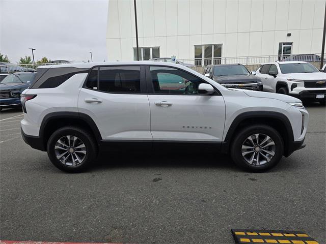 Photo of 2026 Summit White Chevrolet Equinox