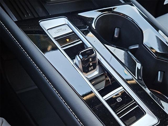 Photo of 2025 Mountain  Lake Blue Volkswagen Atlas Cross Sport