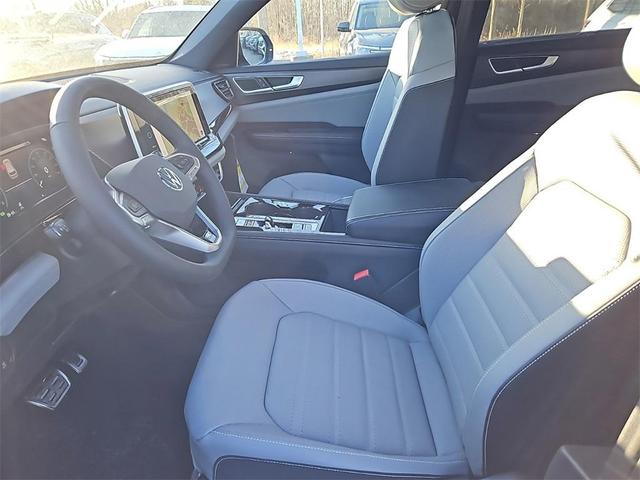 Photo of 2025 Mountain  Lake Blue Volkswagen Atlas Cross Sport