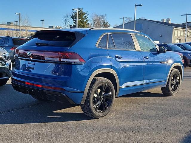 Photo of 2025 Mountain  Lake Blue Volkswagen Atlas Cross Sport