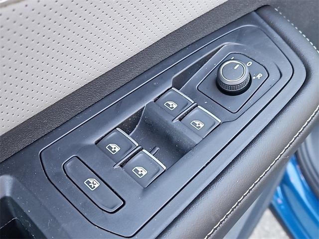 Photo of 2025 Mountain  Lake Blue Volkswagen Atlas Cross Sport