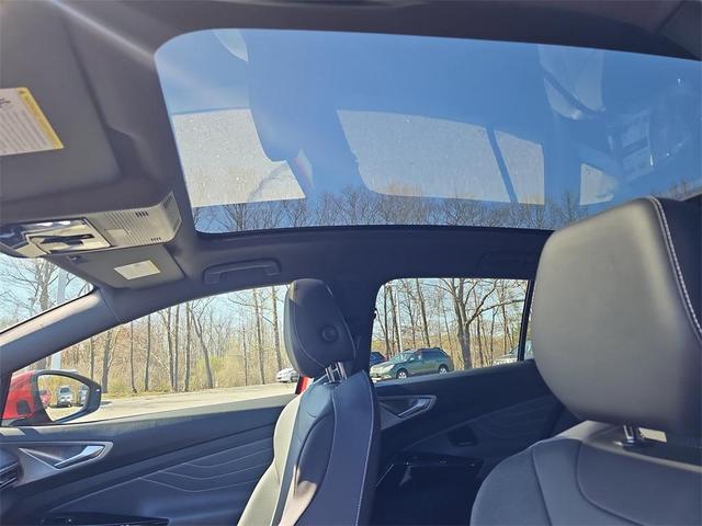 Photo of 2025 Aurora Red Chroma With Black Roof Volkswagen ID.4