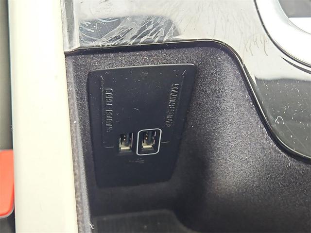 Photo of 2022 Denim Blue Metallic Volvo XC90