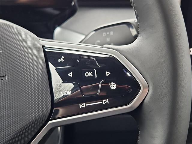 Photo of 2025 Candy White Volkswagen ID. Buzz