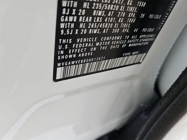 Photo of 2025 Candy White Volkswagen ID. Buzz