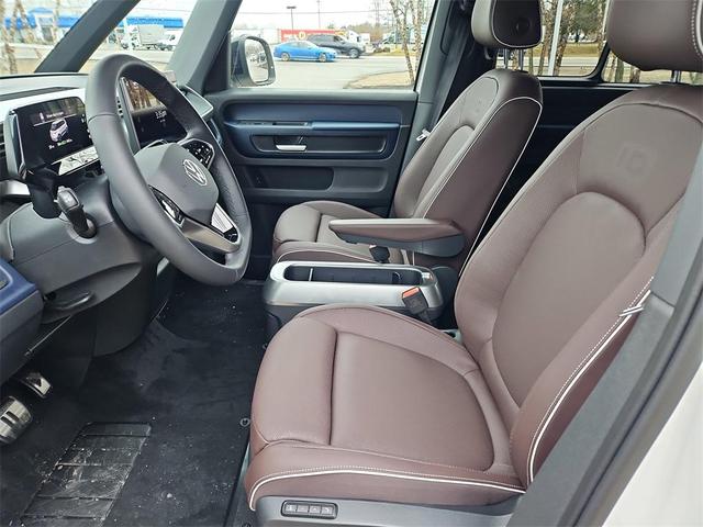Photo of 2025 Candy White Volkswagen ID. Buzz