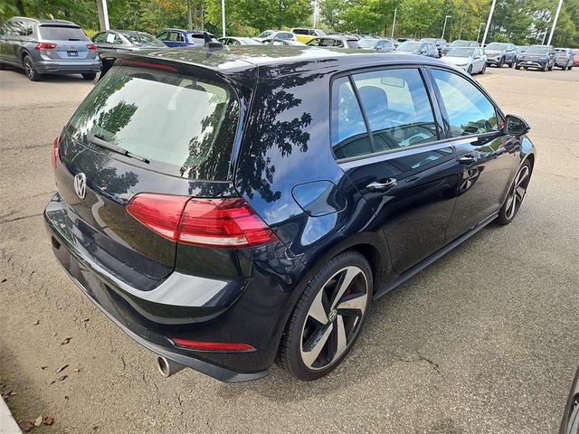 Photo of 2019 Deep Black Pearl Effect Volkswagen Golf GTI