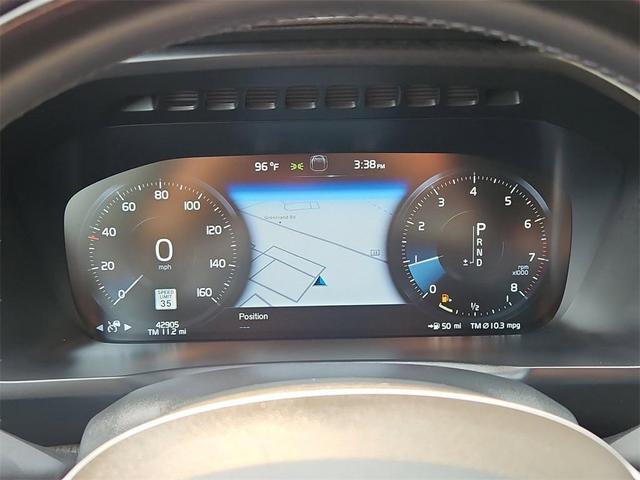 Photo of 2022 Savile Gray Metallic Volvo XC90
