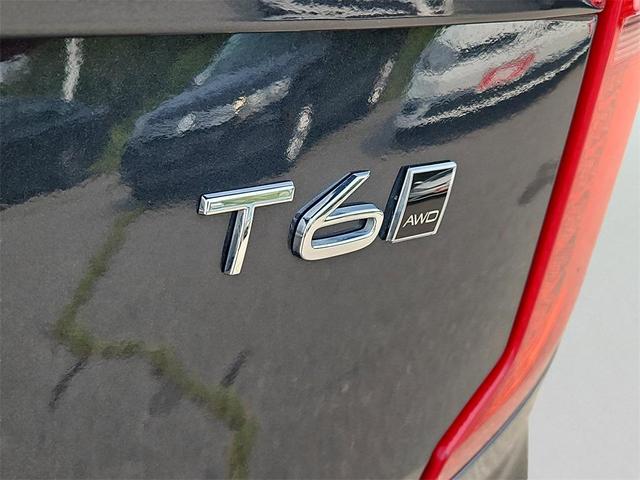 Photo of 2022 Savile Gray Metallic Volvo XC90