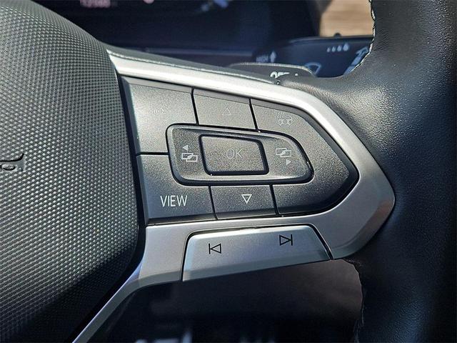 Photo of 2024 Platinum Gray Metallic Volkswagen Atlas