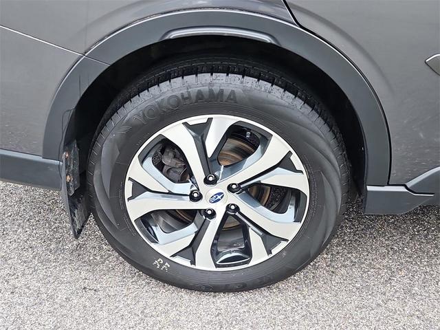 Photo of 2022 Magnetite Gray Metallic Subaru Outback