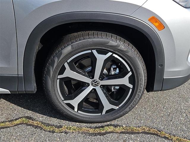Photo of 2025 Pyrite Silver Metallic Volkswagen Tiguan