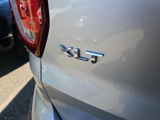 Photo of 2017 Ingot Silver Metallic Ford Explorer