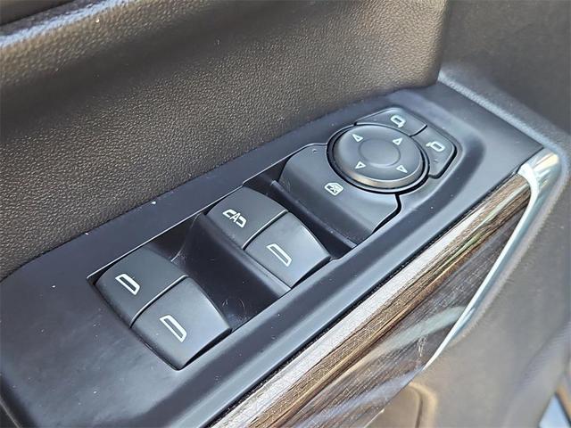 Photo of 2019 Black Chevrolet Silverado 1500