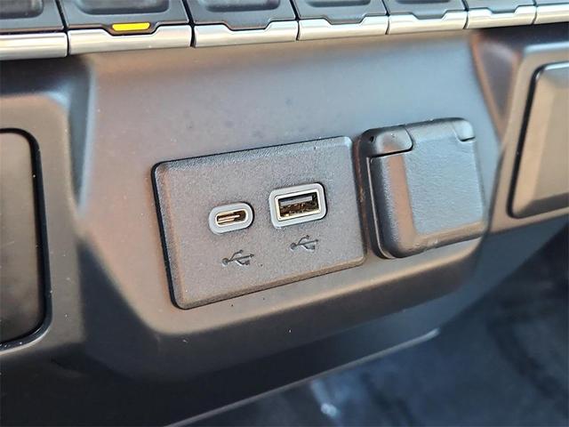 Photo of 2019 Black Chevrolet Silverado 1500