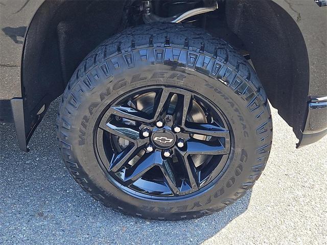 Photo of 2019 Black Chevrolet Silverado 1500