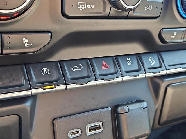 Photo of 2019 Black Chevrolet Silverado 1500