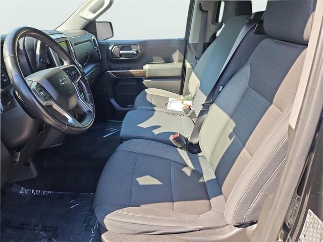 Photo of 2019 Black Chevrolet Silverado 1500