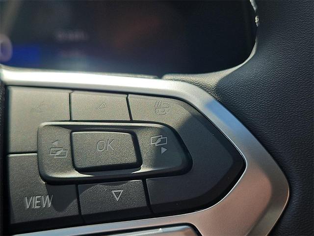 Photo of 2025 Deep Black Pearl Effect Volkswagen Taos