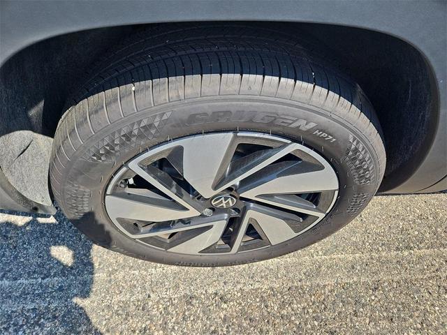 Photo of 2024 Silver Bird Metallic Volkswagen Atlas
