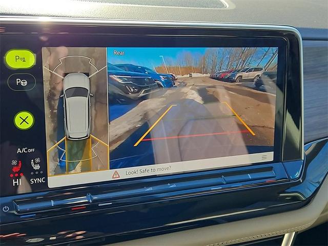 Photo of 2025 Pure Gray Volkswagen Atlas