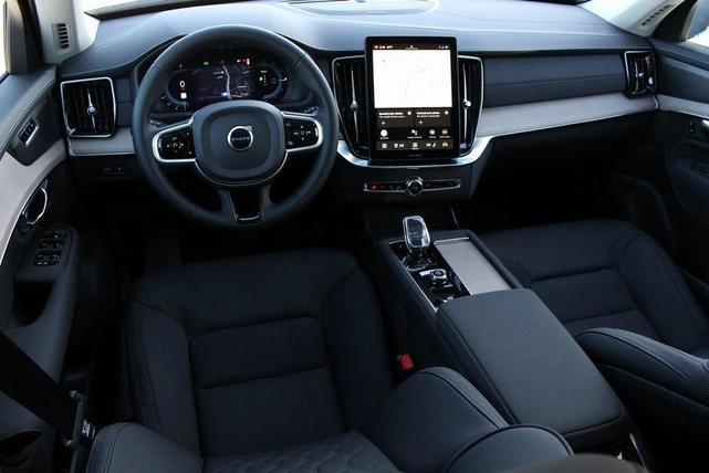 Photo of 2025 Crystal White Pearl Volvo XC90 Plug-In Hybrid