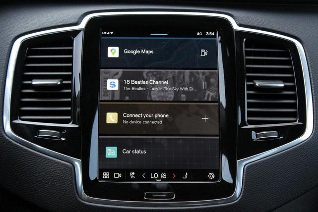 Photo of 2025 Denim Blue Metallic Volvo XC90