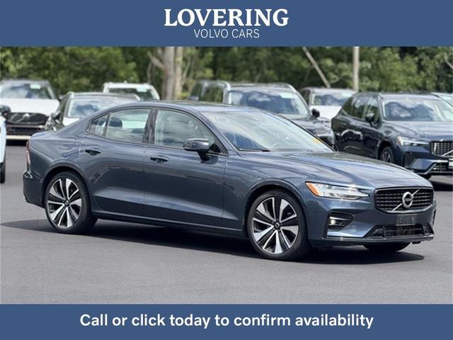 2022 Volvo S60