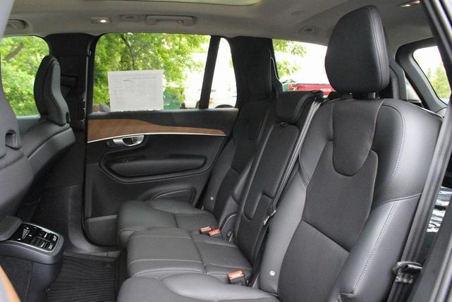 Photo of 2024 Silver Volvo XC90