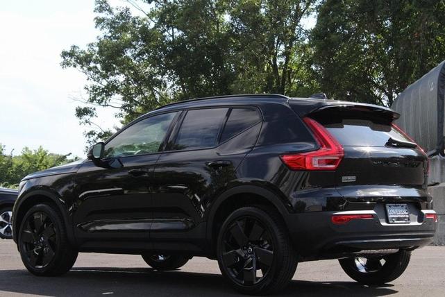 Photo of 2026 Ultra Black Volvo XC40