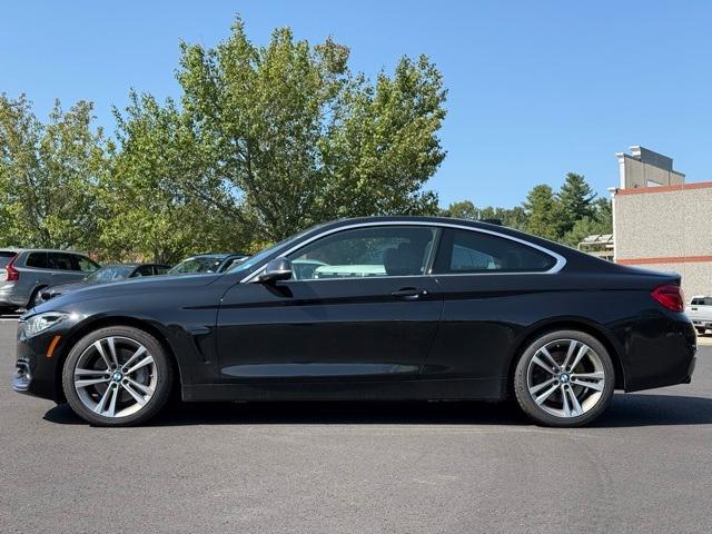 Photo of 2019 Jet Black BMW 440