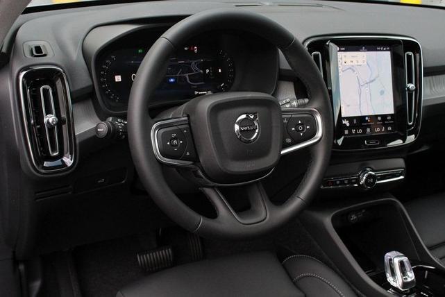 Photo of 2026 Silver Volvo XC40