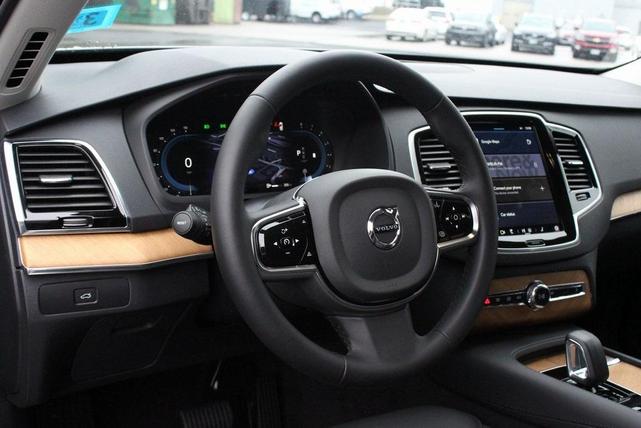 Photo of 2024 Silver Volvo XC90