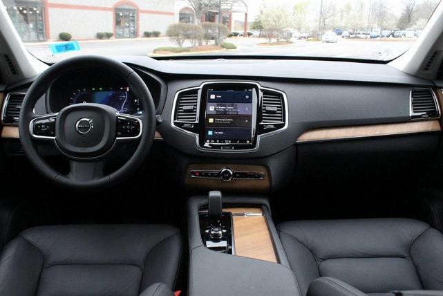 Photo of 2024 Denim Blue Metallic Volvo XC90